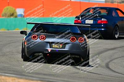 media/Oct-18-2025-Extreme Speed (Sat) [[d6d7e1fef1]]/Group 4 Orange/Session 2 (Turn 3)/